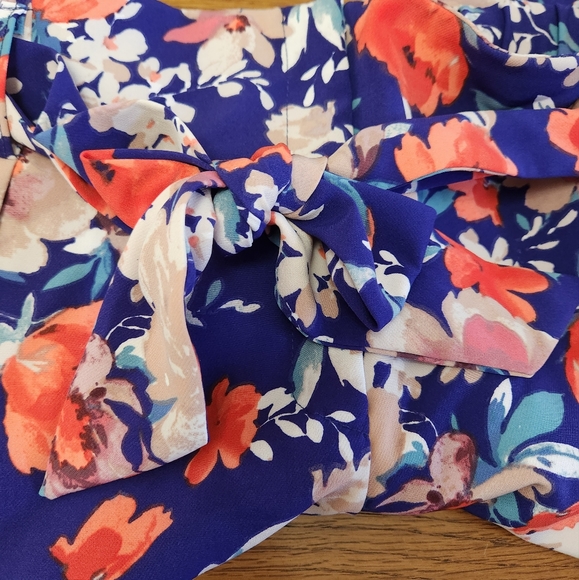 NWT Like an Angel Floral Print Pant Plus Size. - Picture 7 of 10
